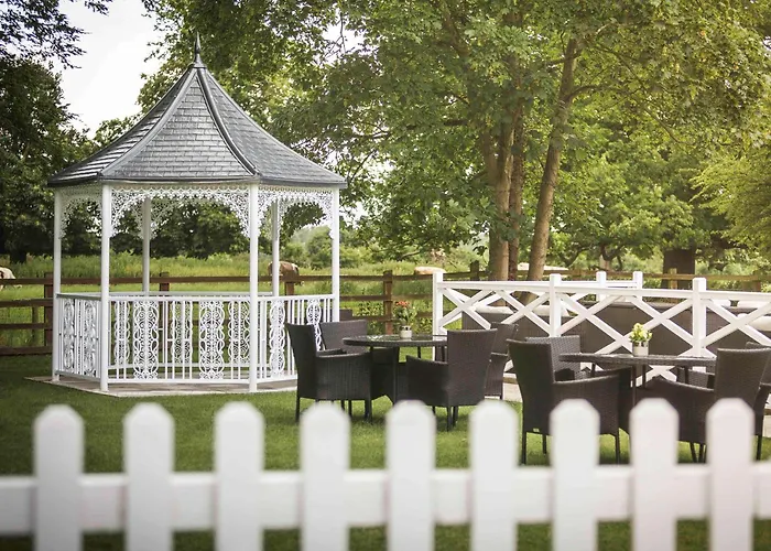 Worldhotels Distinctive Woughton House Hotel